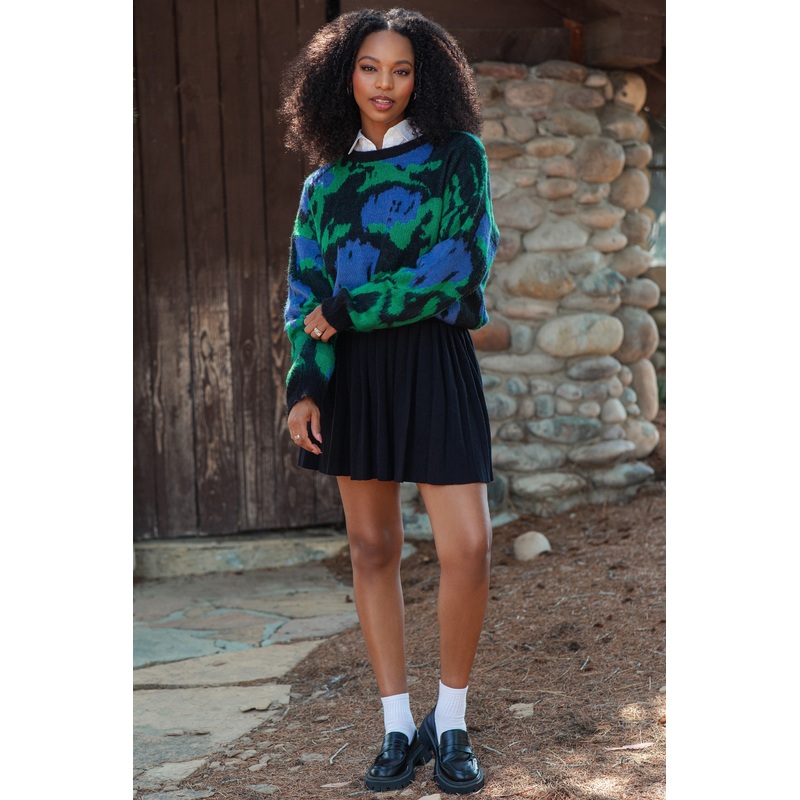 Black Pleated Knit Skirt
